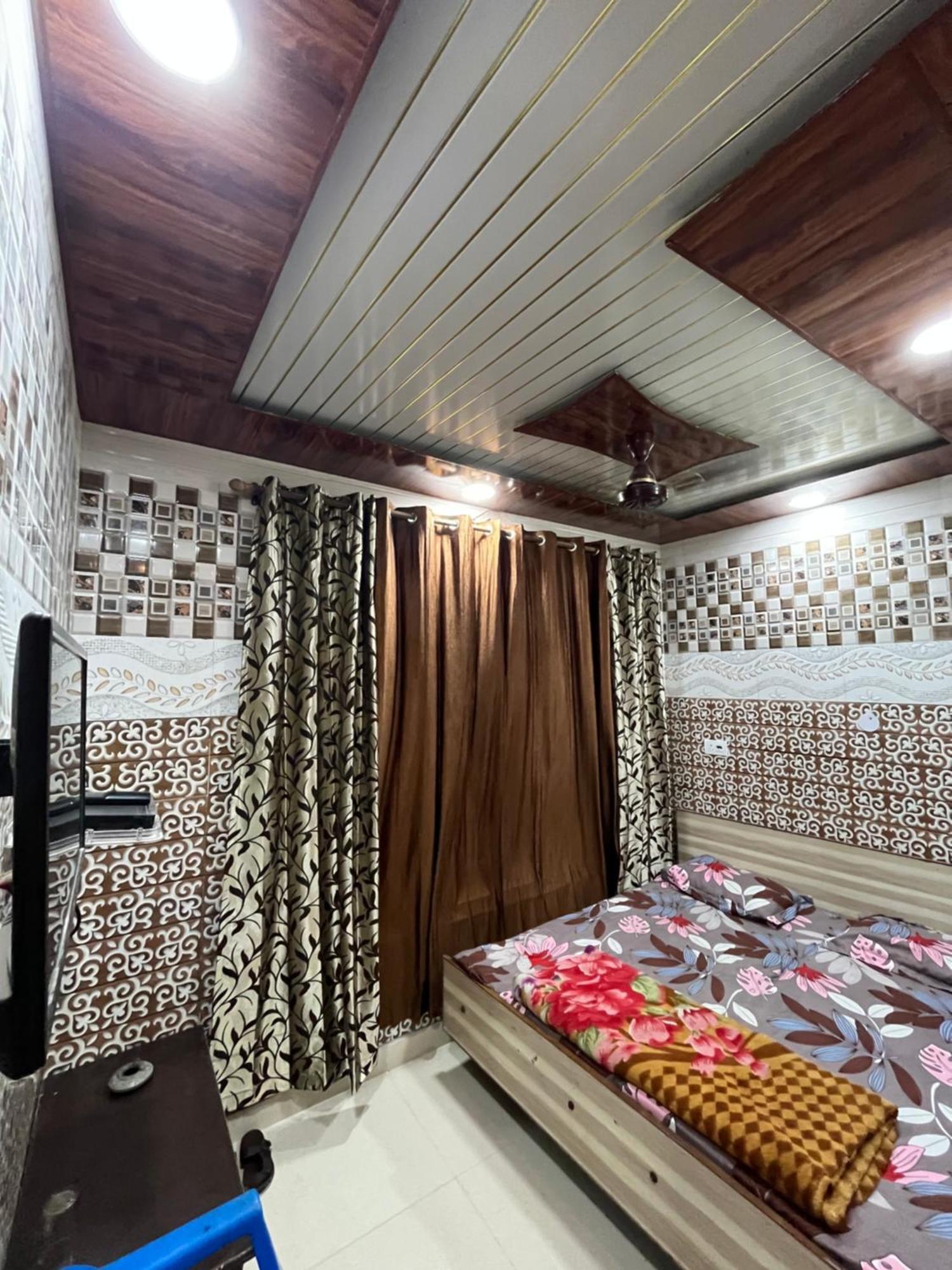 Dream Land Hotel Jammu Luaran gambar