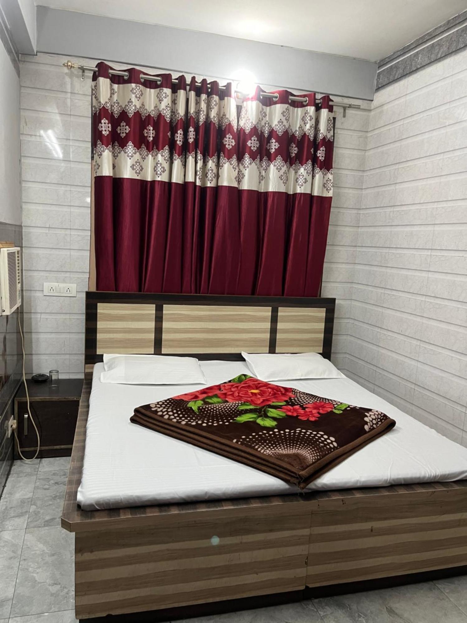 Dream Land Hotel Jammu Luaran gambar