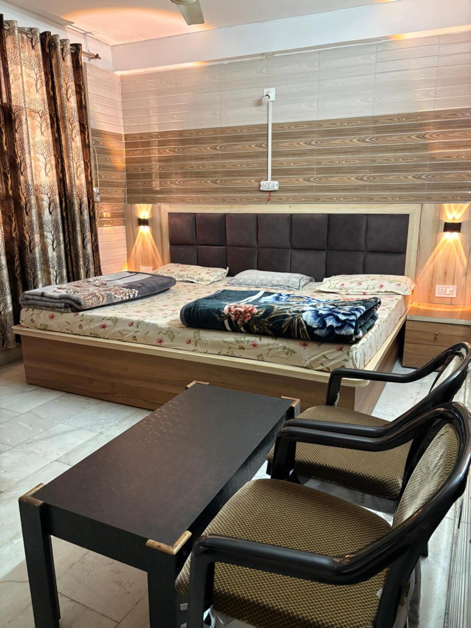 Dream Land Hotel Jammu Luaran gambar