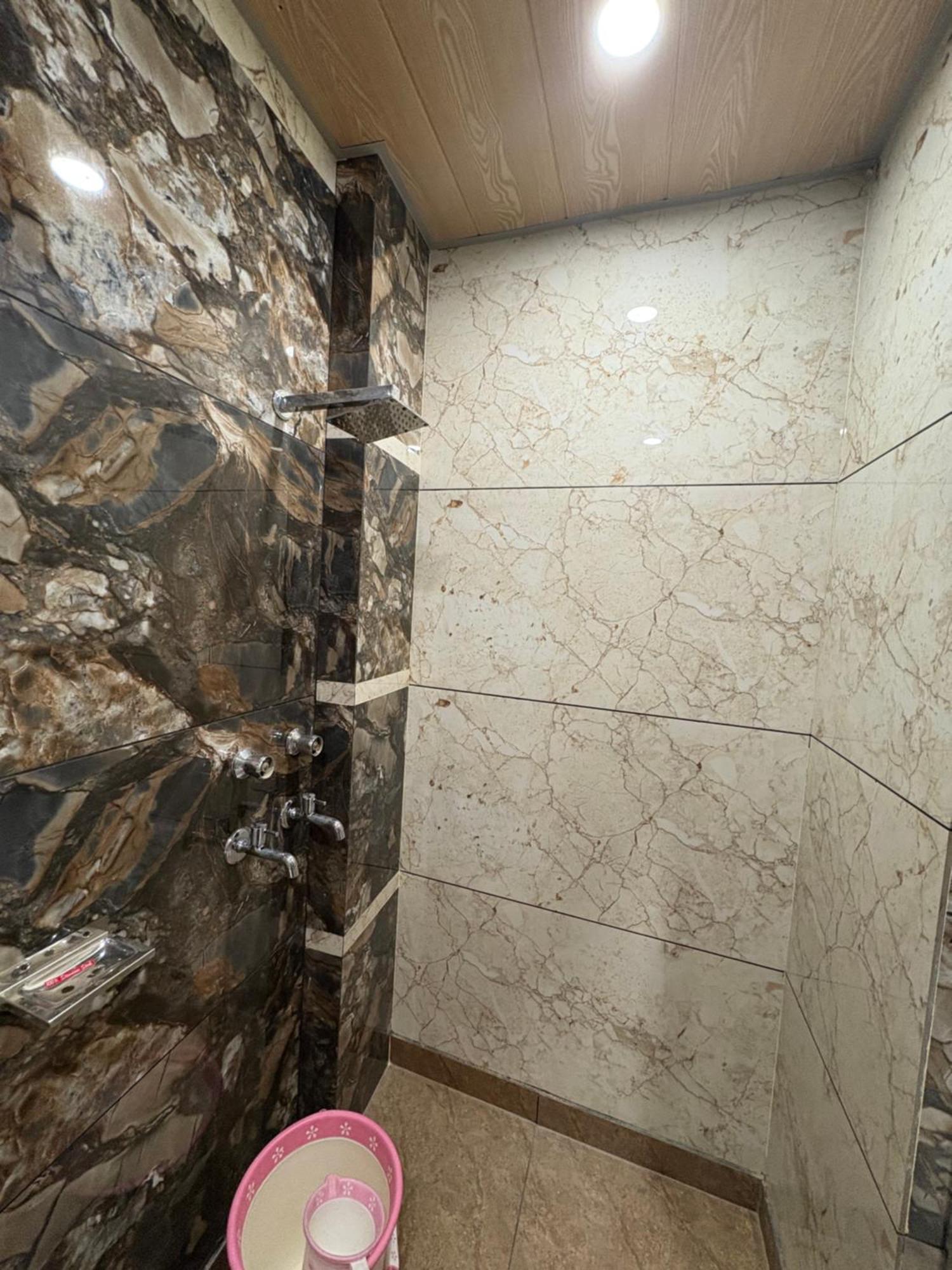 Dream Land Hotel Jammu Luaran gambar