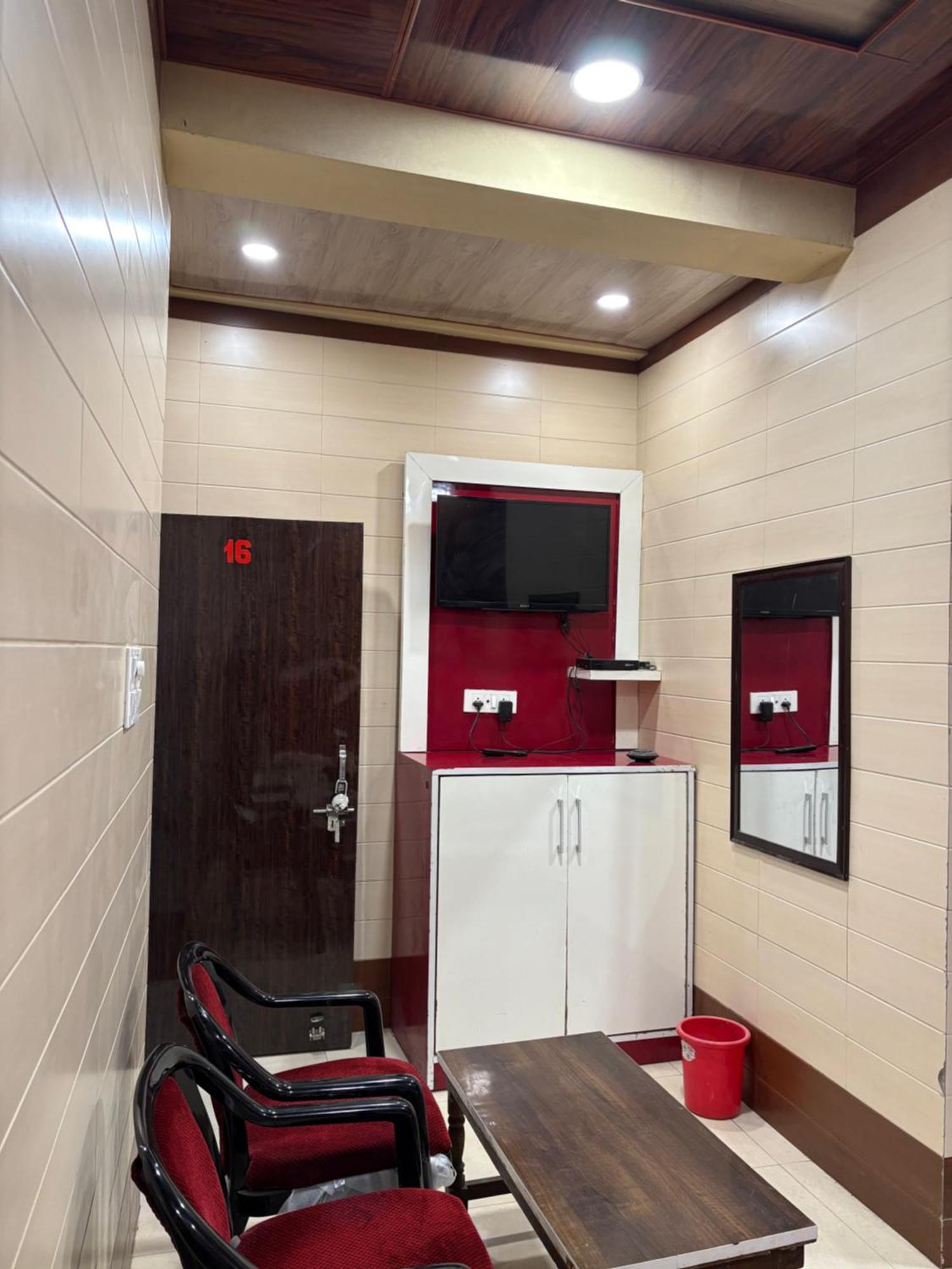 Dream Land Hotel Jammu Luaran gambar